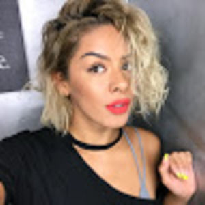 Meet your Posher, Angelina